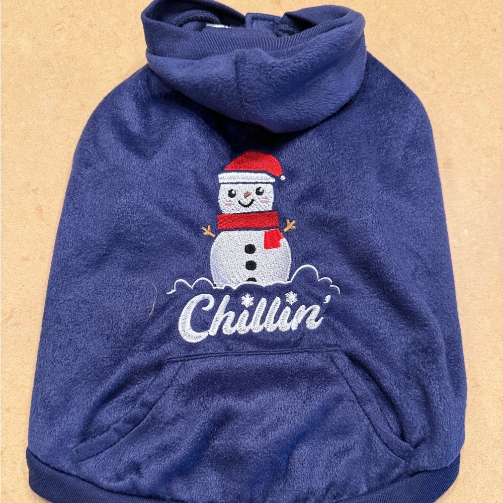 Merry & Bright Dog Chillin Hoodie Sweatshirt Size Small